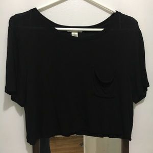 🌹3/$15 Oversized Crop Top Tee